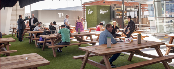 commercial picnic tables